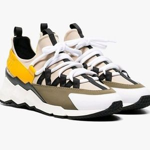 Meet your Posher, Saffiya